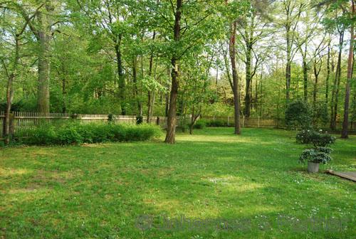 parkähnliches Traumgrundstück direkt am Waldpark