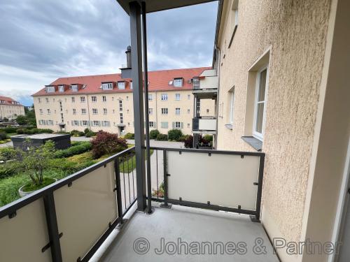 Balkon ähnlich