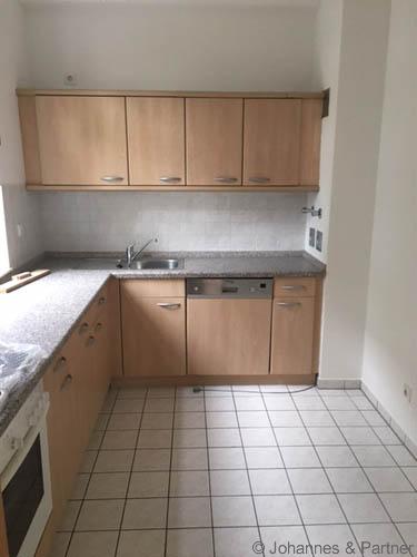 Küche mit Einbauküche