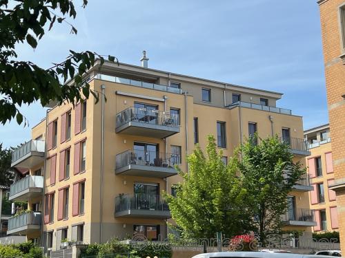 zusätzlich Balkon