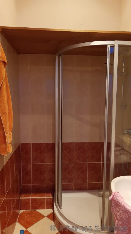 Bad mit Dusche