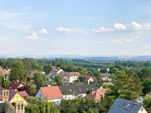 herrlicher Blick von der Dachterrasse in alle Richtungen