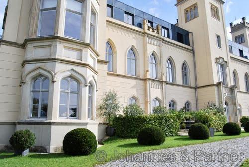 seitliche Hausansicht