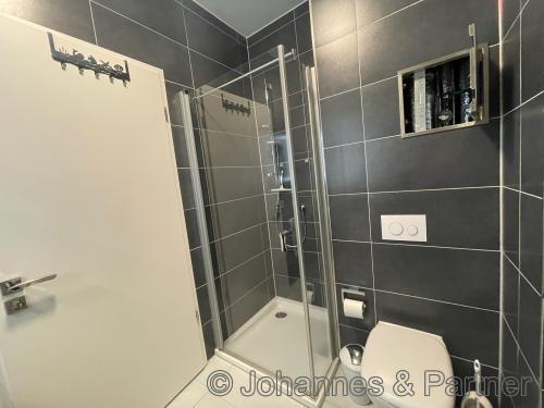 Bad mit Dusche