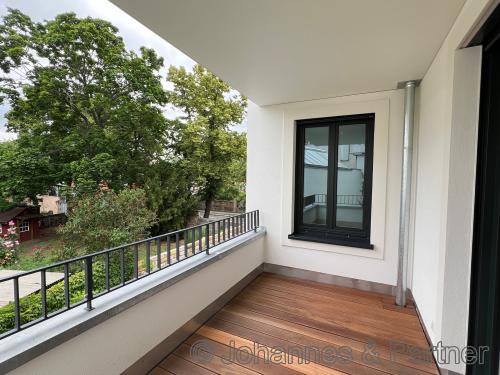 sonniger Balkon