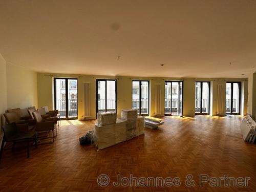 Wohnzimmer mit Terrasse