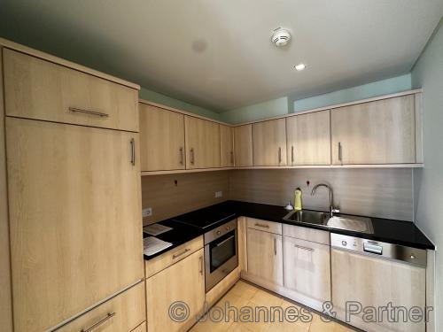 Küche mit Einbauküche