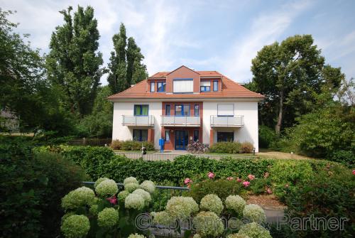 Hausansicht aus dem Garten