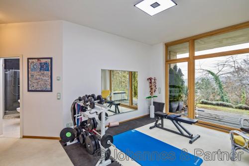 weiteres Zimmer in der unteren Ebene