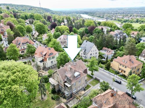 Lage des Hauses am Elbhang