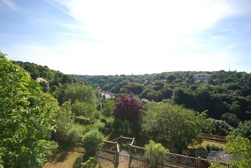 herrlicher Blick aus der Wohnung und vom Balkon
