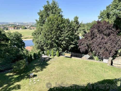 eigener Garten in herrlicher Lage mit schönem Blick