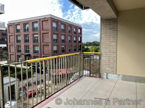Balkon und Ausblick  Balkon und Ausblick