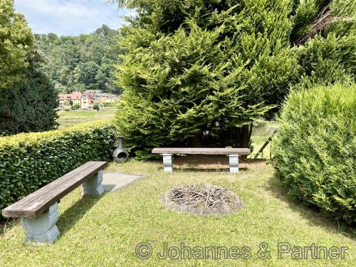 sehr schöner Garten