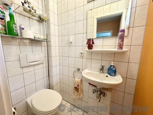 Gäste-WC im Erdgeschoss