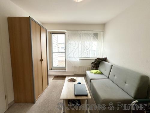 Teil 2 von Zimmer 4