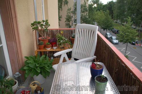 Balkon ähnlich