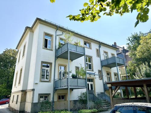 Hausansicht aus dem Garten