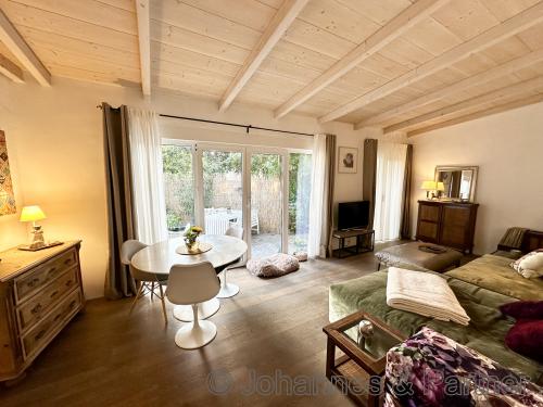 großes Wohnzimmer