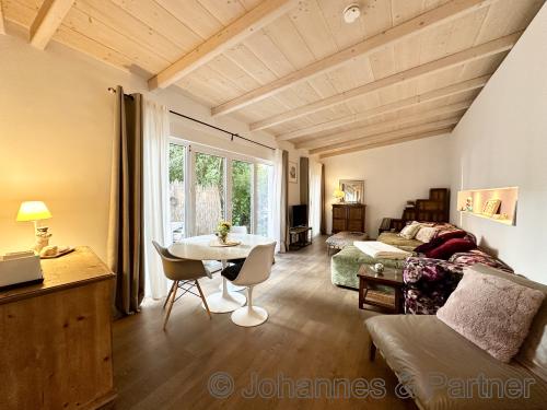 großes Wohnzimmer