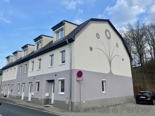 Hausansicht von der Straße