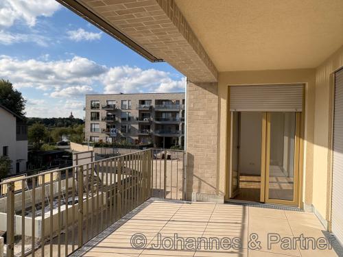 Balkon und Ausblick   Balkon und Ausblick