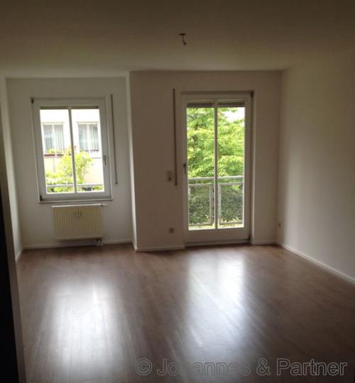 Wohn- und Schlafzimmer