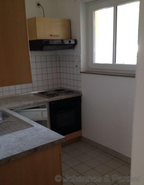 Küche mit Einbauküche