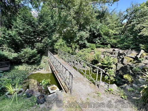 parkähnliches Grundstück