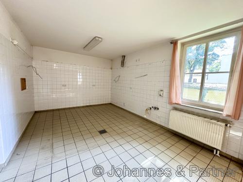 große Küche im Erdgeschoss