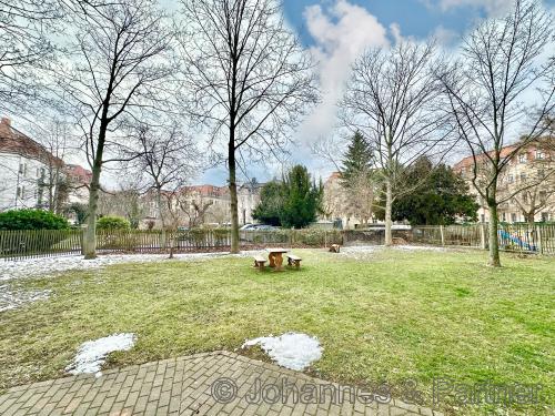 sehr schöner Gemeinschaftsgarten zur Nutzung