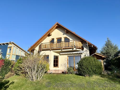 Hausansicht aus dem Garten