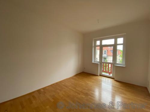 Wohnzimmer (gespiegelt)