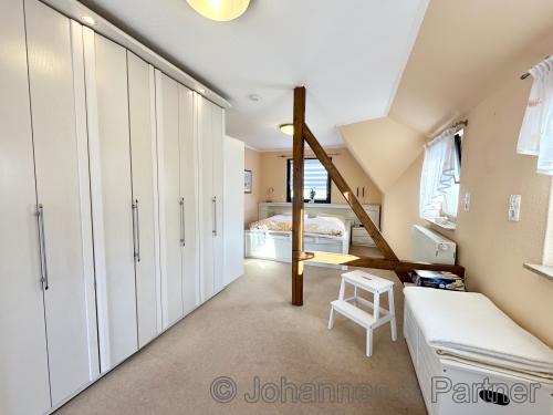 Ankleide am Schlafzimmer