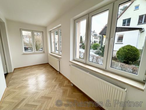 Wohnung im Hochparterre