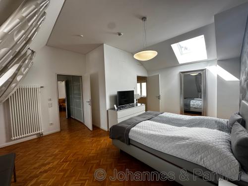 Schlafzimmer ähnlich (Wohnung ist unmöbliert)