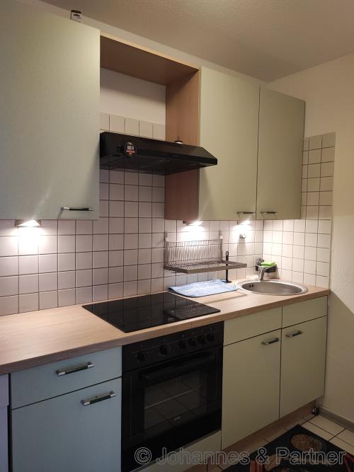 Küche mit Einbauküche