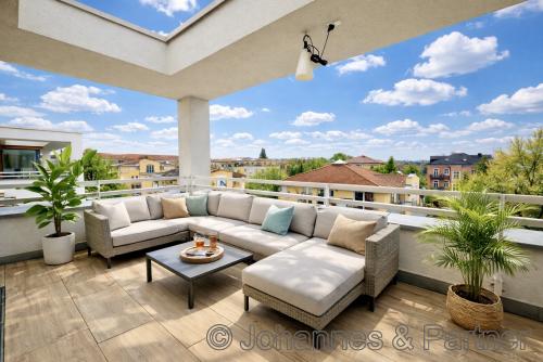 Dachterrasse (mit Möblierungsvorschlag)
