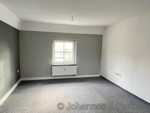 Wohnzimmer in der unteren Ebene