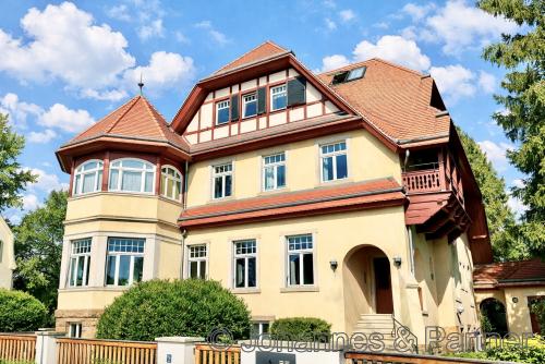 Hausansicht von der Tolstoistraße