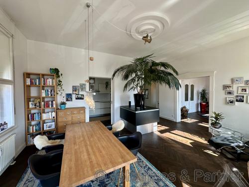 großer und offener Wohnbereich