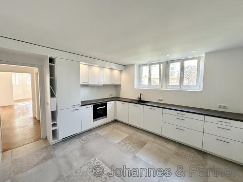 zweite Küche im Gartengeschoss des Hauses