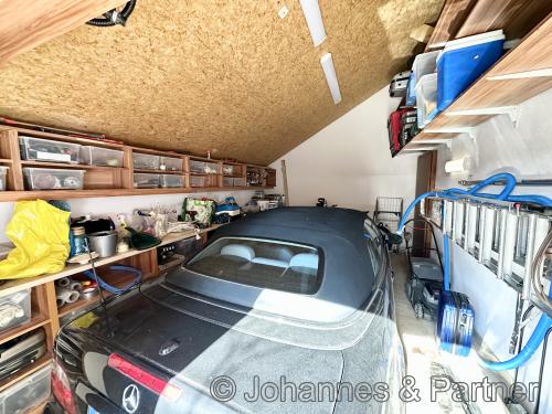 Garage am Haus