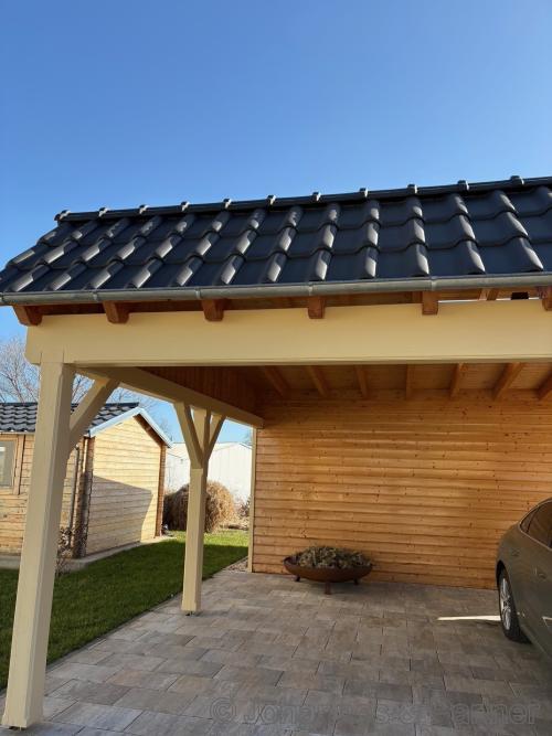 Carport
