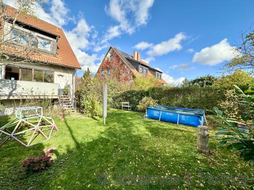 sehr schöner Garten