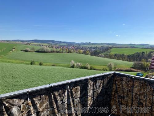 Balkon und Ausblick