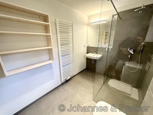 Bad mit Dusche