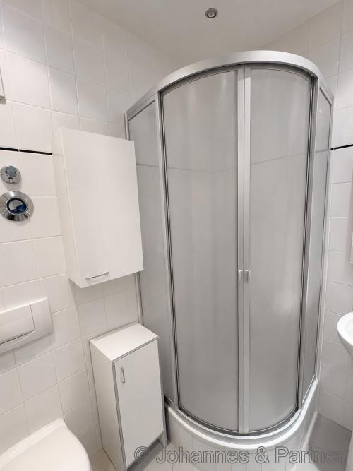 Bad mit Dusche