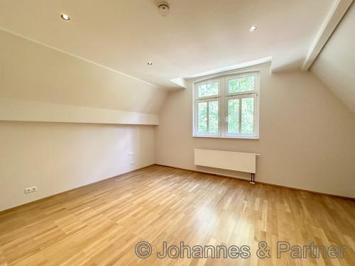 Zimmer in der unteren Ebene
